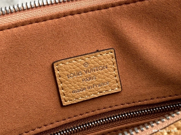 Aaa replica ru BEAUBOURG LOUIS VUITTON MM HOBO 0718